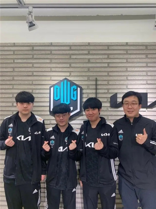 各支球队的 各支球队的